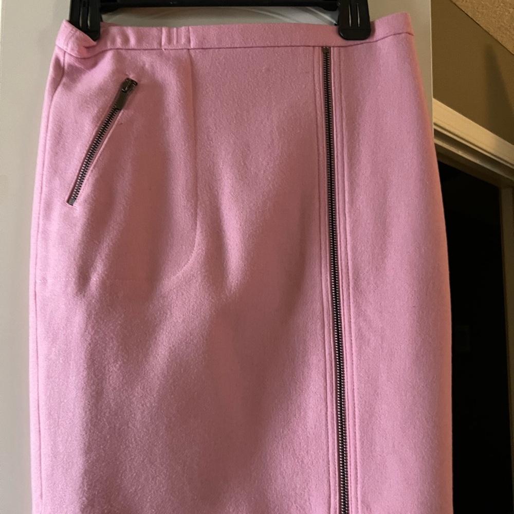 Pink Zippered Women's Skirt
